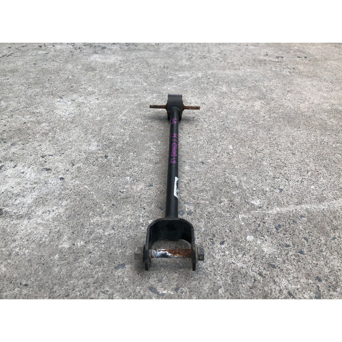 Tirante Trasero Izquierdo Hacia Chasis Camry 2012 - 2017 2.5
