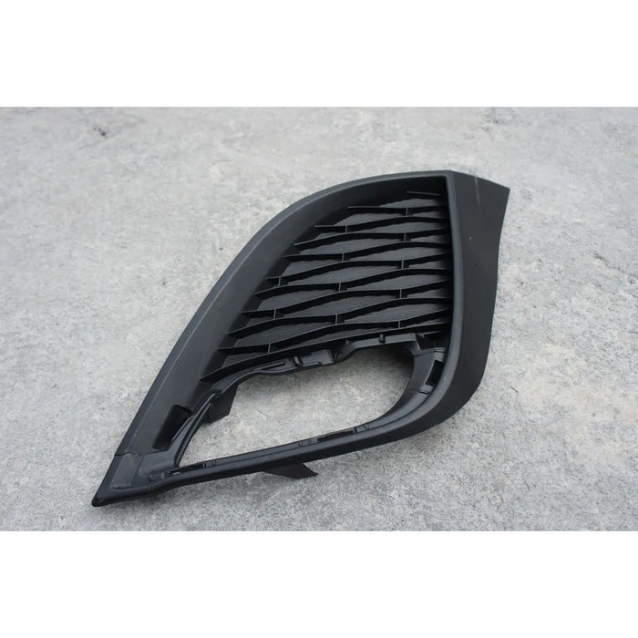 Parrilla Inferior Izquierda Faro Niebla Para Mazda3, Mazda 3 2010, 2011, 2012, 2013 - Original Mate