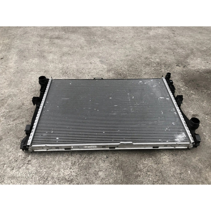 Radiador Original Para Mercedes Benz C300 2019, 2020, 2021 (motor 2.0 Litros)