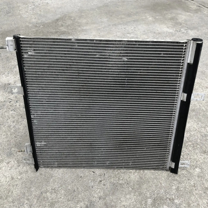 Condensador Original Para Cadillac Xt5 2017, 2018, 2019, 2020, 2021, 2022, 2023, 2024 - Motor 3.6 Litros, V6