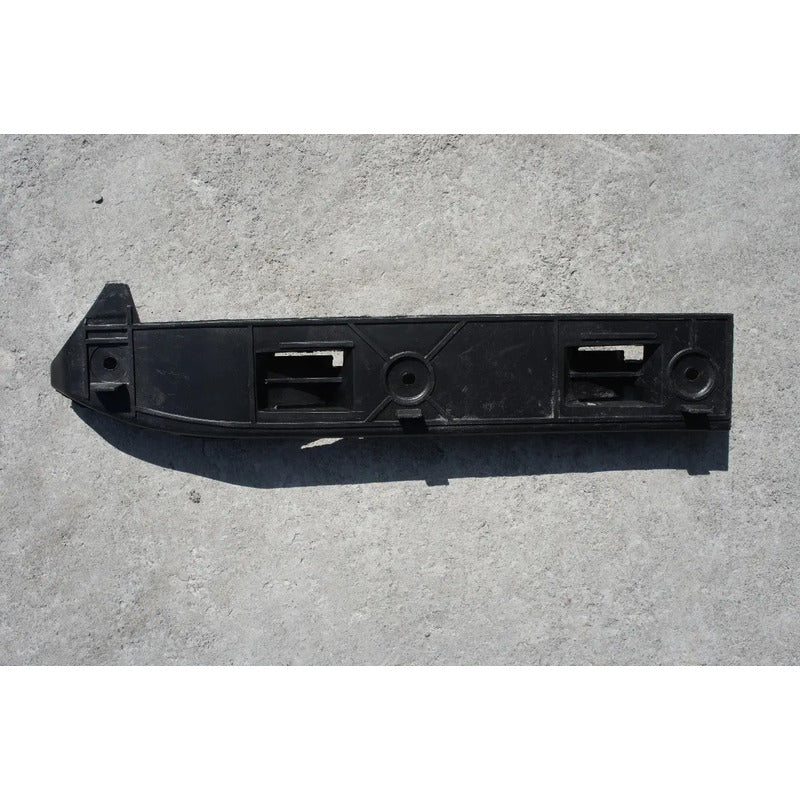 Guia Defensa Delantera Derecha para Volkswagen Jetta 1999, 2000, 2001, 2002, 2003, 2004, 2005, 2006, 2007