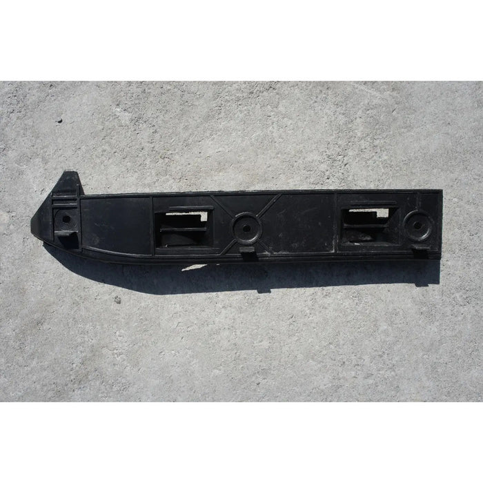 Guia Defensa Delantera Derecha Volkswagen Jetta 1999, 2000, 2001, 2002, 2003, 2004, 2005, 2006, 2007