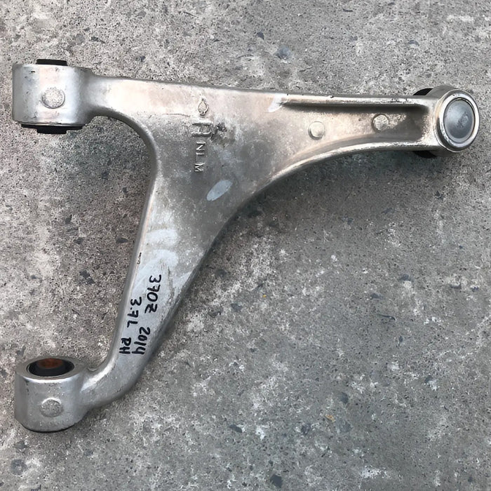 Horquilla Trasera Derecha Superior Para Nissan 370z 2009, 2010, 2011, 2012, 2013, 2014, 2015, 2016, 2017, 2018, 2019, 2020 Motor 3.7 Original