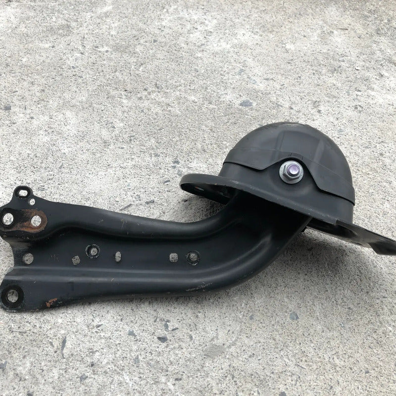 Tirante Trasero Derecho Hacia Chasis Para Toyota Camry 2018, 2019, 2020, 2021, 2022, 2023 Motor 2.5 Original