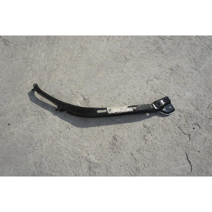 Seccion Superior De Marco Radiador Derecho Para Toyota Tacoma 2005, 2006, 2007, 2008, 2009, 2010, 2011 - Original