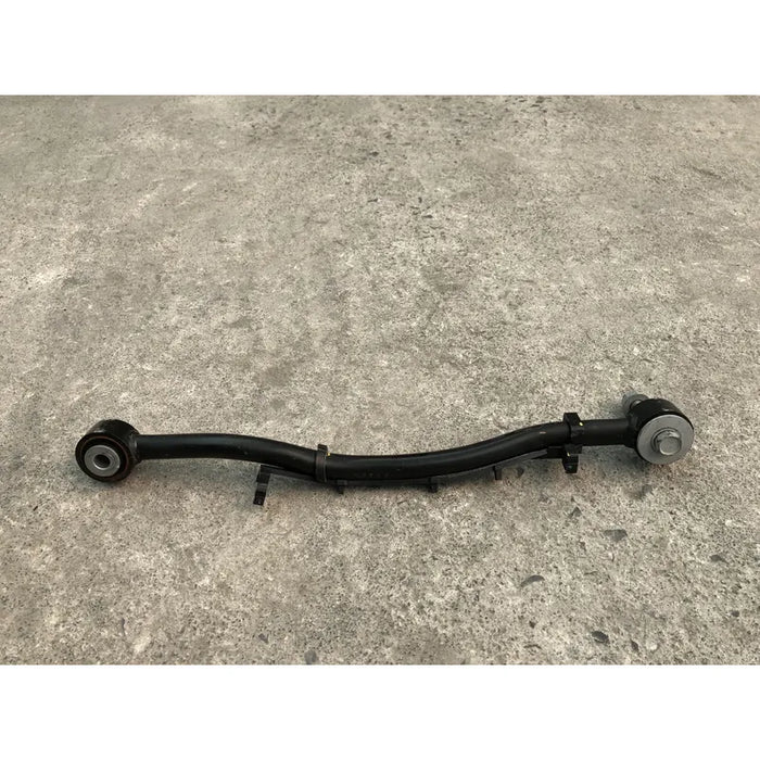 Tirante Trasero Derecho Inferior Para Dodge Charger 2015, 2016, 2017, 2018, 2019, 2020, 2021, 2022, 2023 - Motor 3.6 Litros, V6, Original
