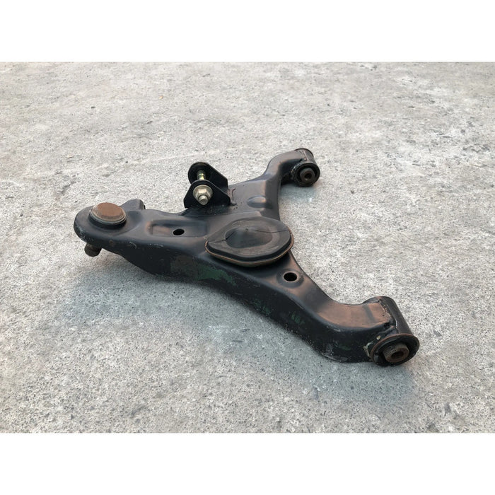 Horquilla Delantera Izquierda Inferior Nissan Frontier 2005 2006 2007 2008 2009 2010 2011 2012 2013 2014 2015 2016 2017 2018 2019, Original