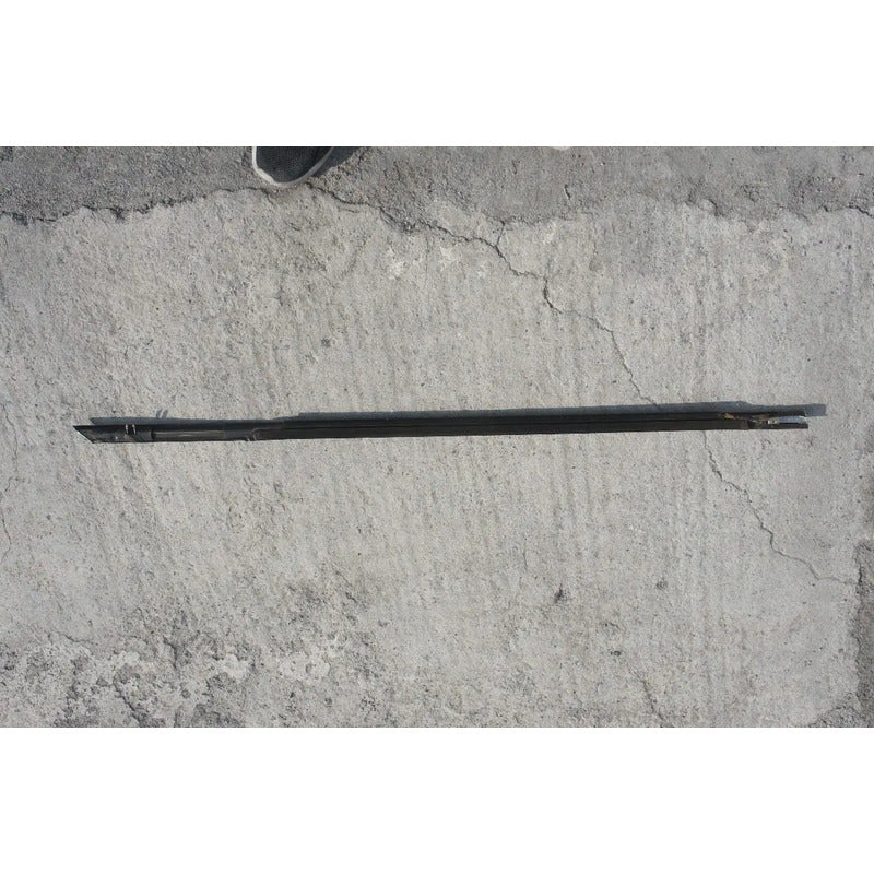 Moldura De Felpa Delantera Izquierda Para Cadillac Cts 2008, 2009, 2010, 2011, 2012, 2013, 2014 - Original