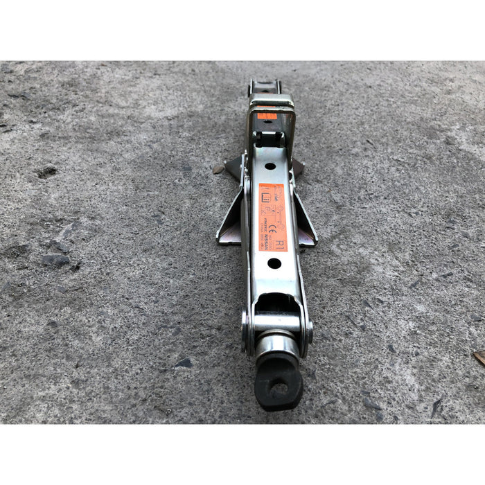 Gato Tijera Nissan Rogue 2015