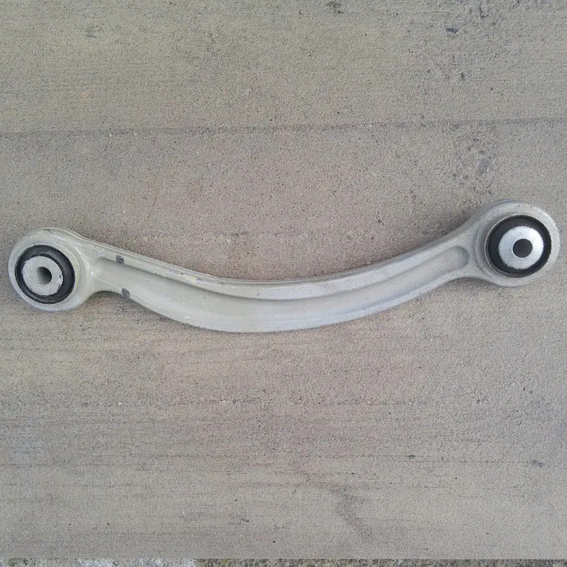 Tirante Trasero Izquierdo Central Para Mercedes Benz C300 2008, 2009, 2010, 2011, 2012, 2013, 2014 (motor 1.8 Litros) Original