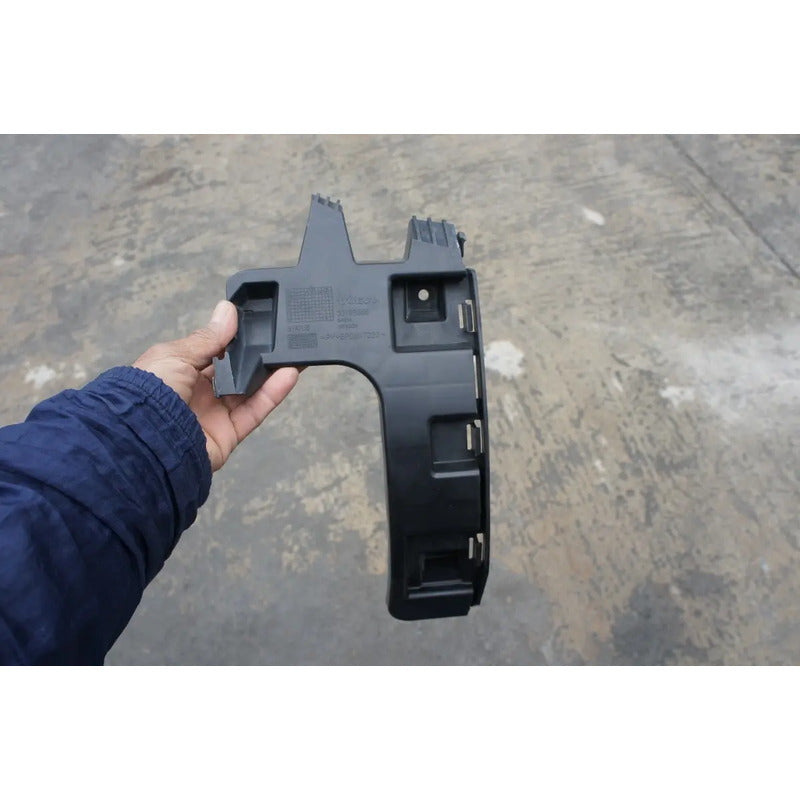 Guia De Defensa Trasera Derecha Para Volvo S60 2011, 2012, 2013