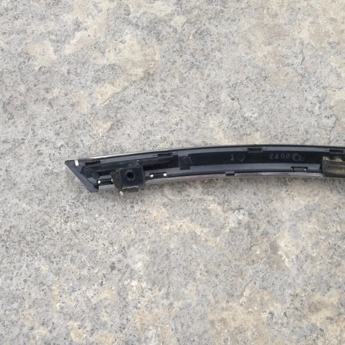 Moldura Felpa Puerta Delantera Izquierda Infiniti Qx50 2017