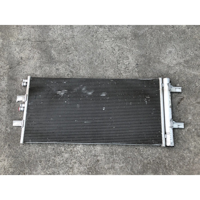 Condensador Original Para Mini Cooper Countryman 2017, 2018, 2019, 2020, 2021, 2022, 2023, 2024 - Original