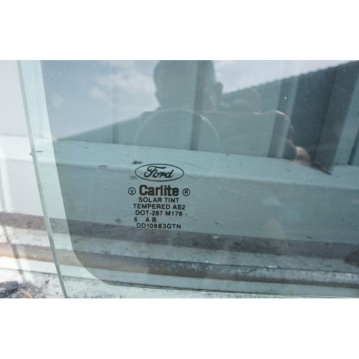 Vidrio De Puerta Delantero Derecho Montego 2005 2006 2007