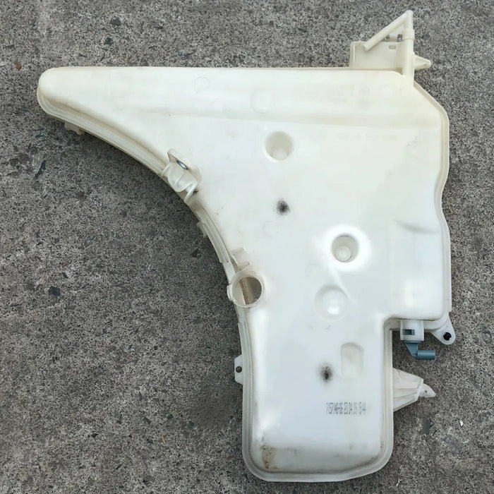 Deposito Limpia Parabrisas Para Bmw 328 Coupe 2006, 2007, 2008, 2009, 2010, 2011, 2012, 2013 Motor 3.0