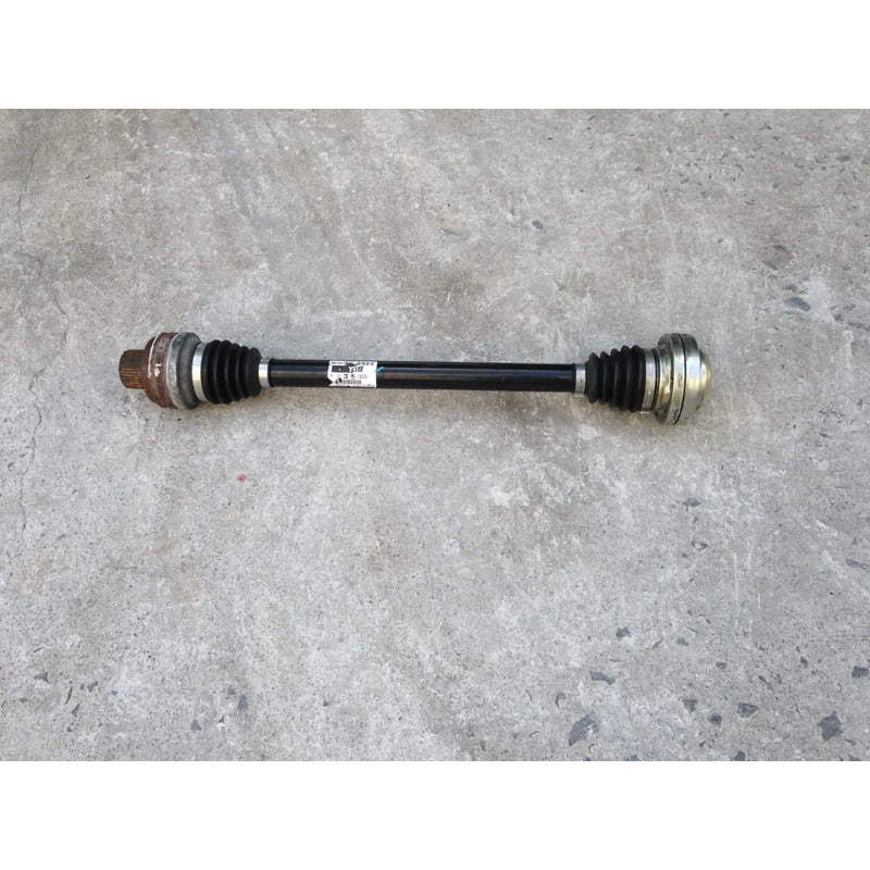 Junta Homocinetica Delantera Derecha Para Audi A4 2013, 2014, 2015, 2016, 2017 - Motor 2.0 Litros - Original