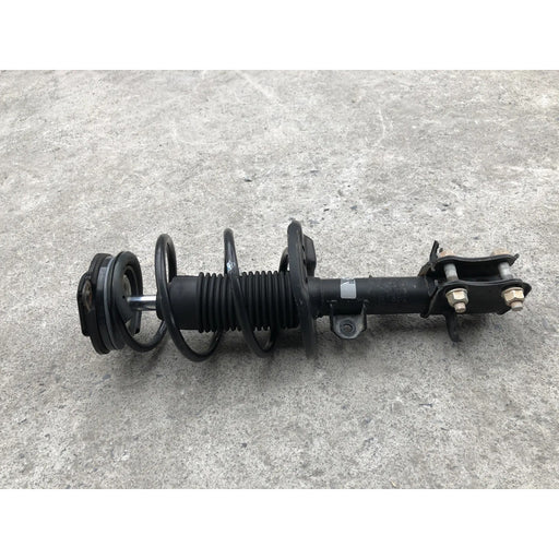 Amortiguador Delantero Izquierdo Para Nissan Sentra 2013, 2014, 2015, 2016, 2017, 2018, 2019 - Motor 1.8 Litros, 4 Cilindros - Original