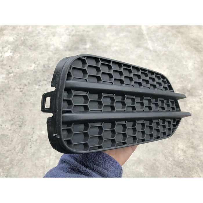 Parrilla Inferior Derecha Volkswagen Tiguan 2012, 2013, 2014, 2015, 2016 Mate