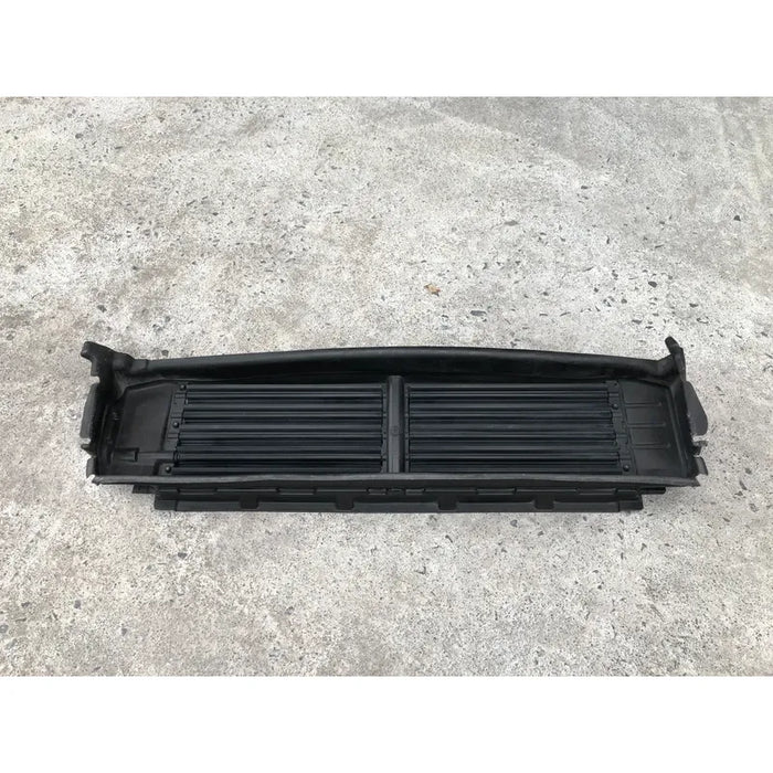 Toma De Aire Radiador Inferior Volvo S90 2017 Negro