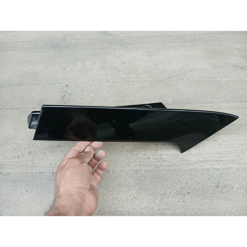 Extension De Spoiler Derecho para Nissan Rogue 2014 - 2019
