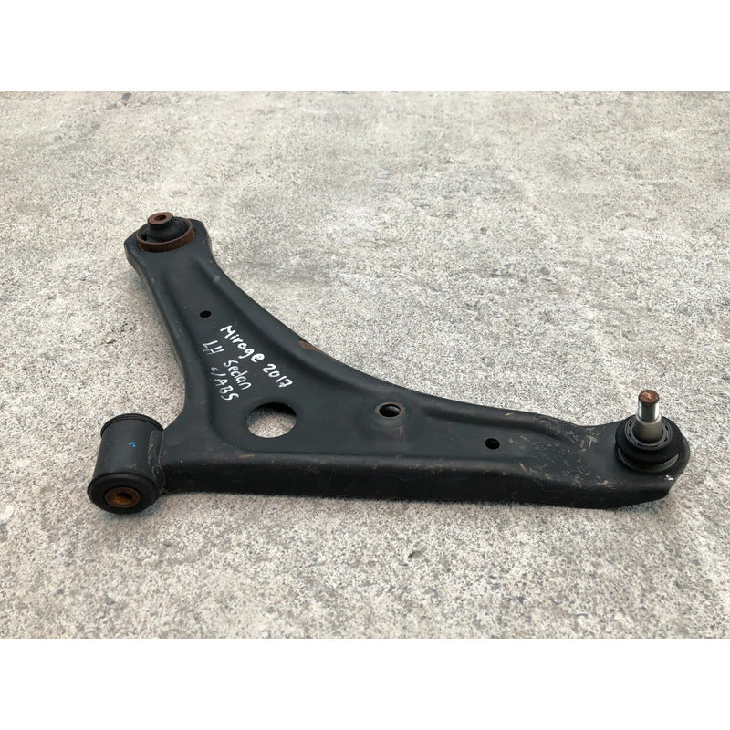 Horquilla Delantera Izquierda Para Mitsubishi Mirage 2015, 2016, 2017, 2018