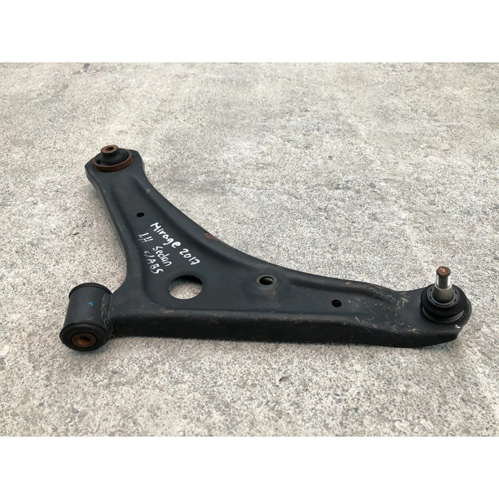 Horquilla Delantera Izquierda Para Mitsubishi Mirage 2015, 2016, 2017, 2018