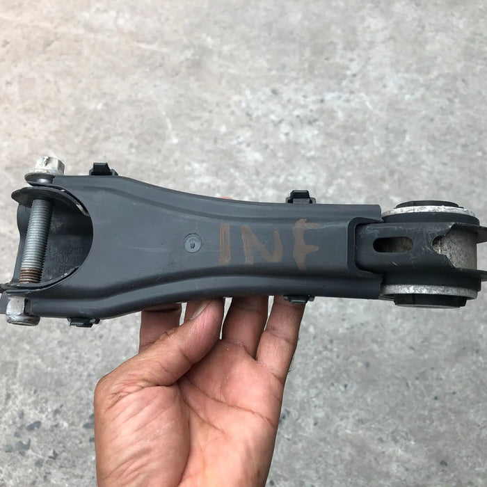 Tirante Trasero Derecho Inferior Para Mercedes Benz Cla250 2014, 2015, 2016, 2017, 2018, 2019 Motor 2.0