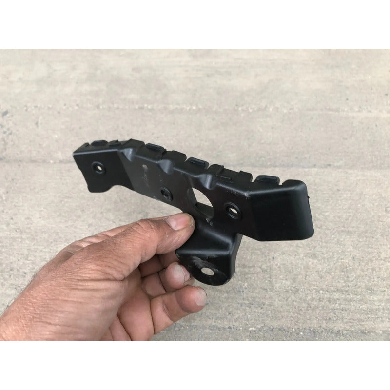 Guia Defensa Delantera Izquierda Para Chevrolet Tornado 2012, 2013, 2014, 2015, 2016, 2017, 2018, 2019, 2020, 2021