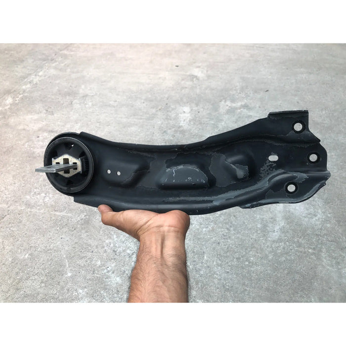 Tirante Trasero Derecho Hacia Chasis Para Mercedes Benz Cla250 2014, 2015, 2016, 2017, 2018, 2019 Motor 2.0