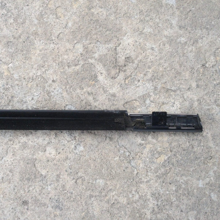 Moldura Felpa Puerta Delantera Izquierda Infiniti Qx50 2017