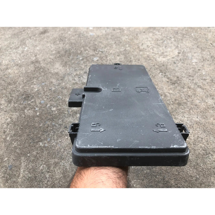 Tapa De Caja Fusibles Para Ford Explorer 2020, 2021, 2022 - Motor 2.3 Litros - Original