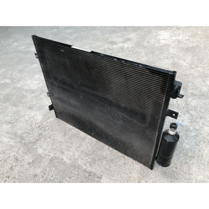 Condensador Original Para Nissan Titan 2017, 2018, 2019 Motor 5.6