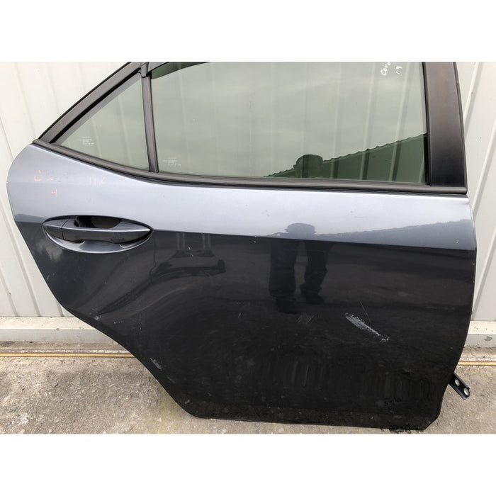 Puerta Trasera Derecha Corolla 2014 2015 2016 2017 2018 2019