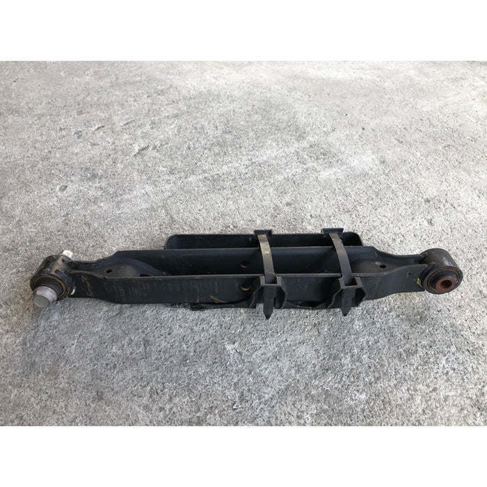 Tirante Trasero Izquierdo Nissan Rogue 2015 Al 2019 2.5