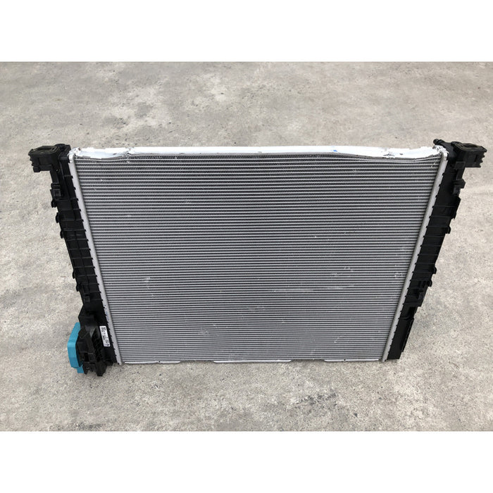 Radiador Original Para Bmw 5-series 2023 Motor 2.0 Turbo