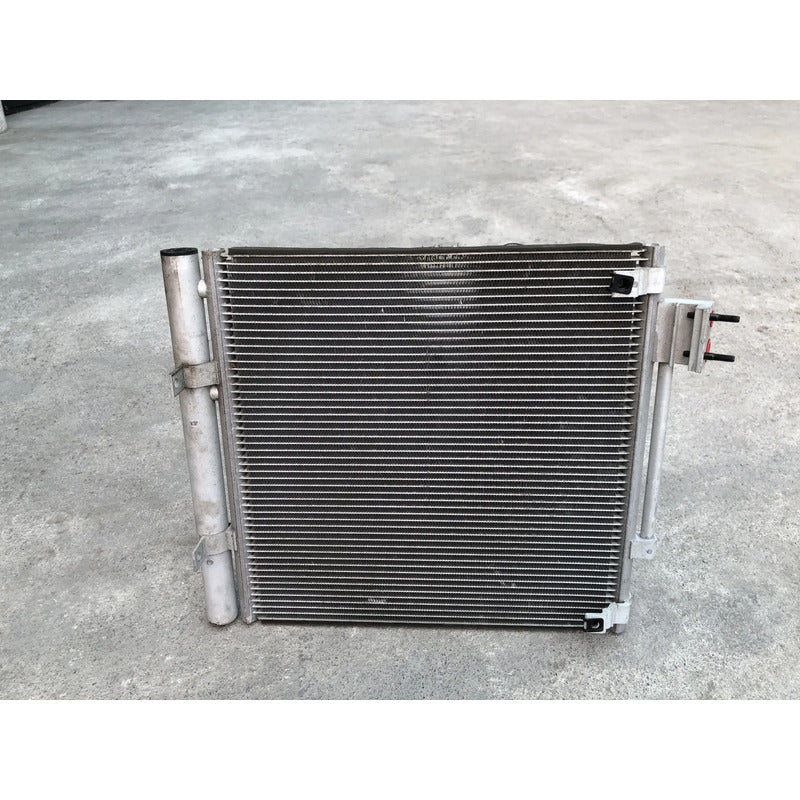 Condensador Derecho Para Tesla Model S 2012, 2013, 2014, 2015, 2016, 2017, 2018, 2019, 2020 - Original