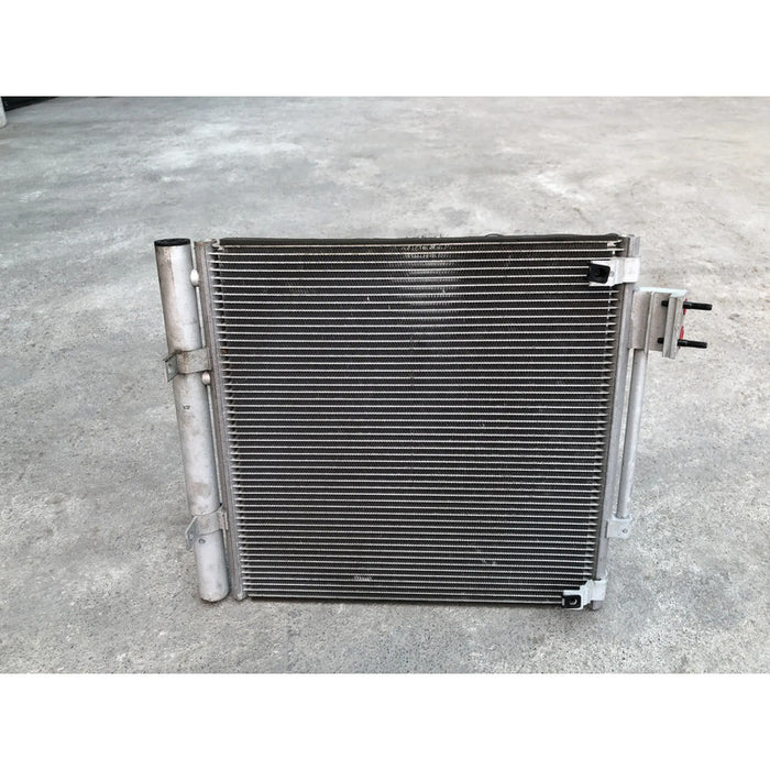 Condensador Derecho Para Tesla Model S 2012, 2013, 2014, 2015, 2016, 2017, 2018, 2019, 2020 - Original