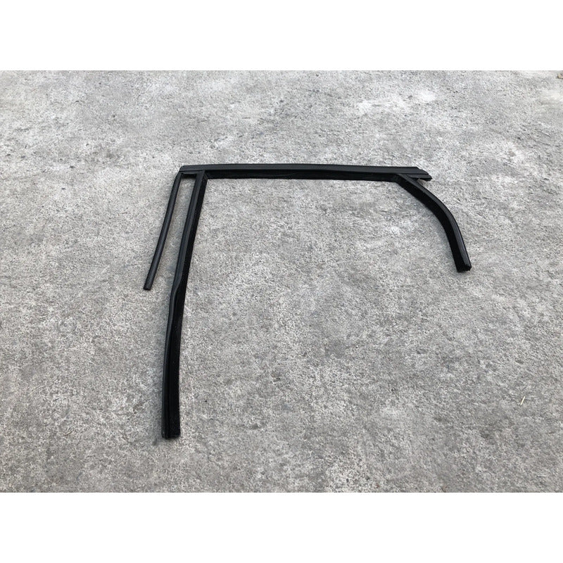 Empaque Guia De Vidrio Puerta Trasera Izquierda Para Ford Focus 2012, 2013, 2014, 2015, 2016, 2017, 2018 - Original Negro