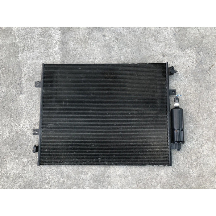 Condensador Original Para Nissan Titan 2017, 2018, 2019 Motor 5.6