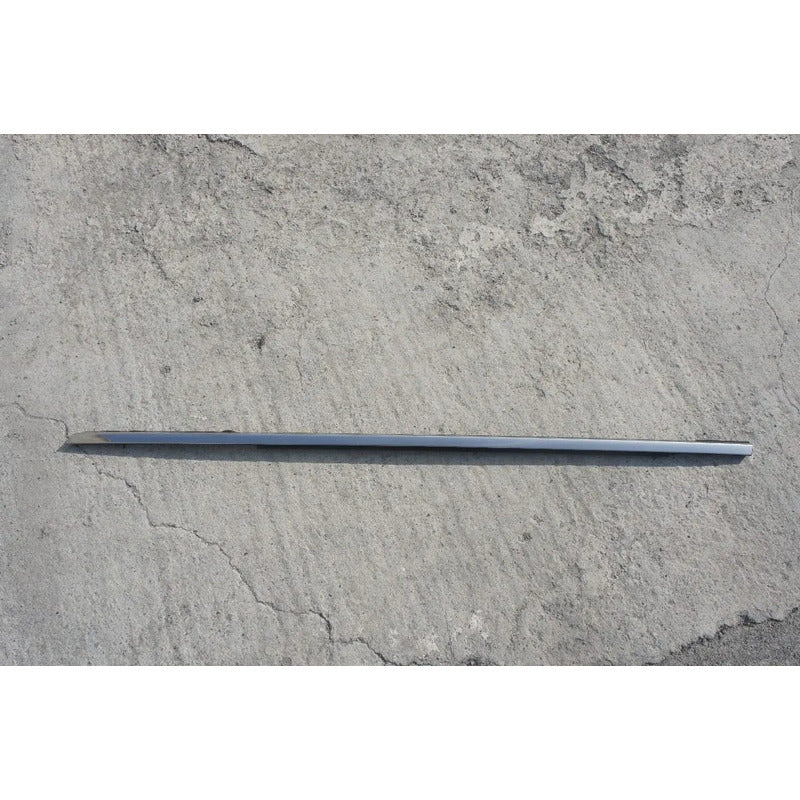 Moldura De Felpa Delantera Izquierda Para Cadillac Cts 2008, 2009, 2010, 2011, 2012, 2013, 2014 - Original