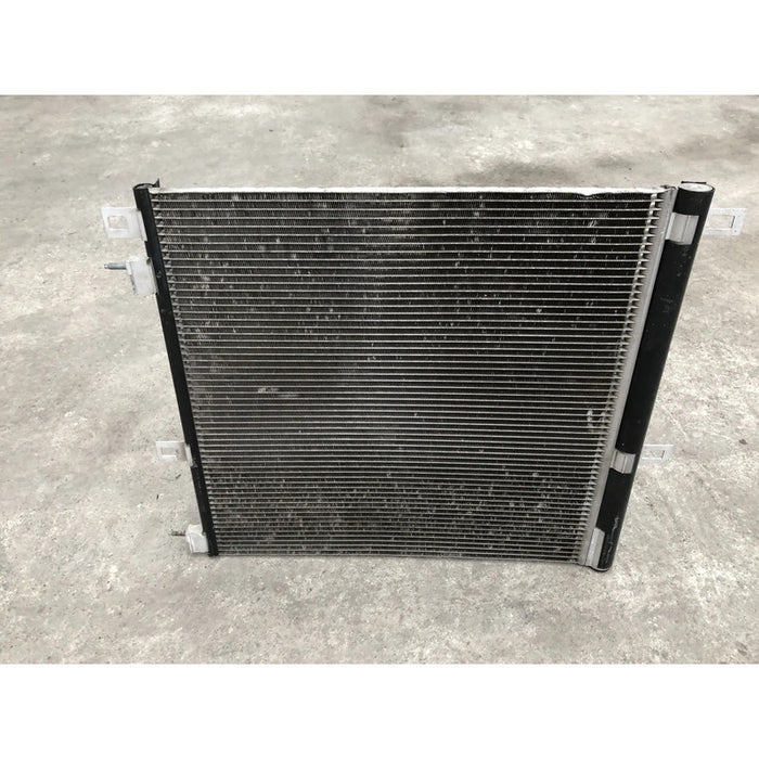 Condensador Original Para Cadillac Xt5 2017, 2018, 2019, 2020, 2021, 2022, 2023, 2024 Motor 3.6