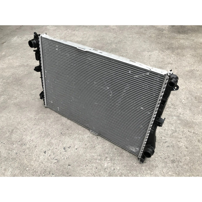 Radiador Original Para Mercedes Benz C300 2019, 2020, 2021 (motor 2.0 Litros)
