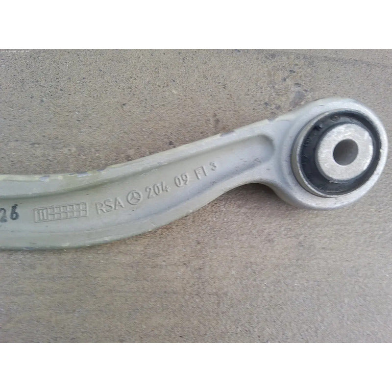 Tirante Trasero Izquierdo Central Para Mercedes Benz C300 2008, 2009, 2010, 2011, 2012, 2013, 2014 (motor 1.8 Litros) Original