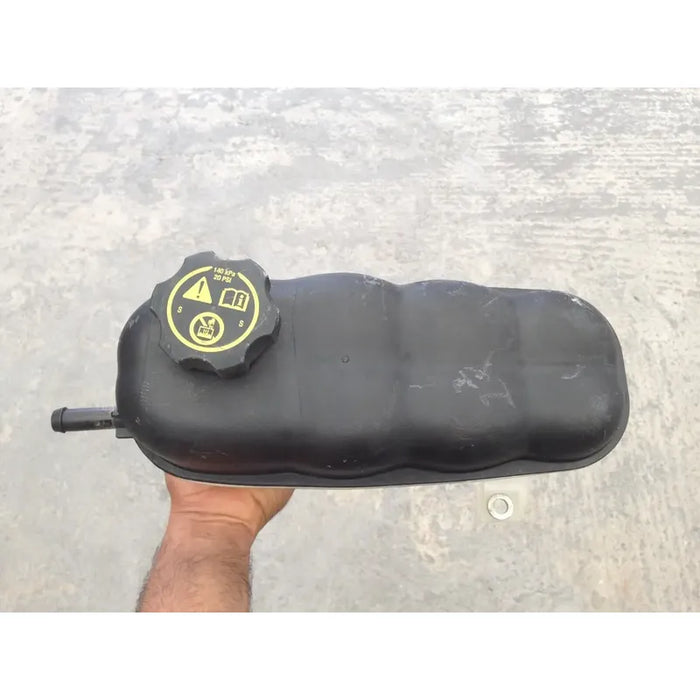 Deposito De Anticongelante Para Chevrolet Tahoe 2007, 2008, 2009, 2010, 2011, 2012, 2013, 2014 (original)