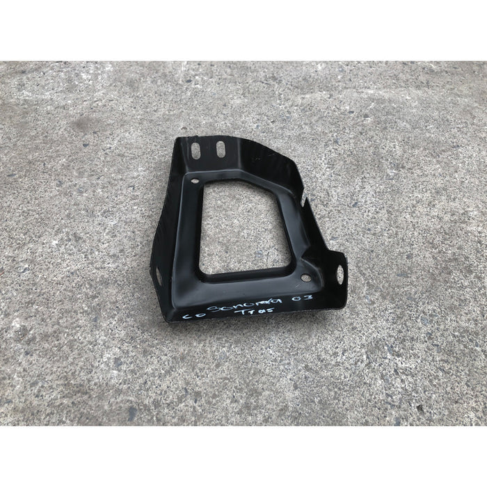 Refuerzo Trasero Inferior De Defensa Para Cadillac Escalade 2002, 2003, 2004, 2005, 2006