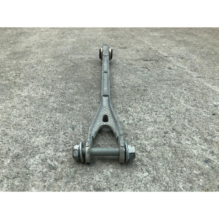 Tirante Trasero Derecho Inferior Para Dodge Charger 2015, 2016, 2017, 2018, 2019, 2020, 2021 - Motor 5.7 Litros, V8 Hemi, Original