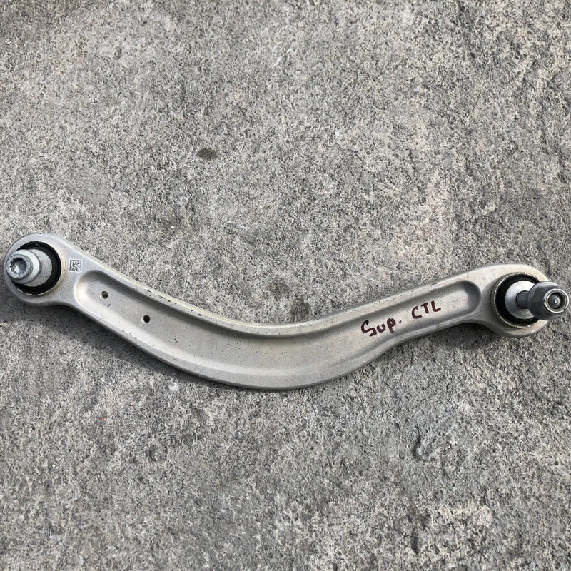 Tirante Trasero Derecho Original Para Mercedes Benz C300 2015, 2016, 2017, 2018 (motor 2.0 Litros)
