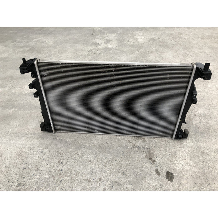 Radiador Original Para Cherokee 2014 Al 2018 Motor 2.4