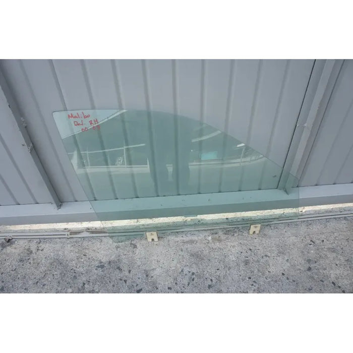 Vidrio De Puerta Delantero Derecho Para Chevrolet Malibu 1997, 1998, 1999, 2000, 2001, 2002, 2003 Original