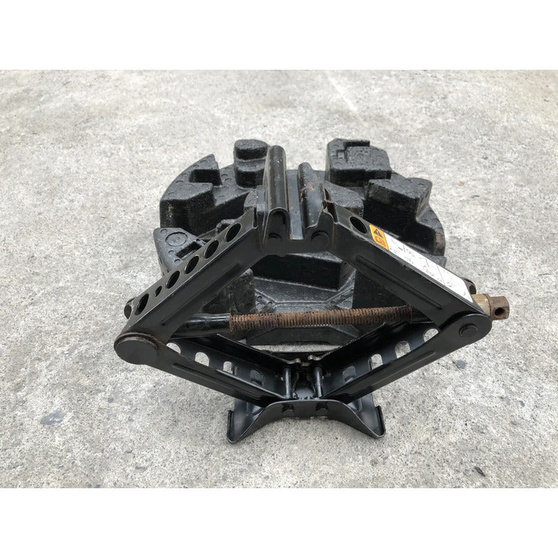 Gato De Tijera Para Ford Focus 2012 Al 2018 (con Unicel)